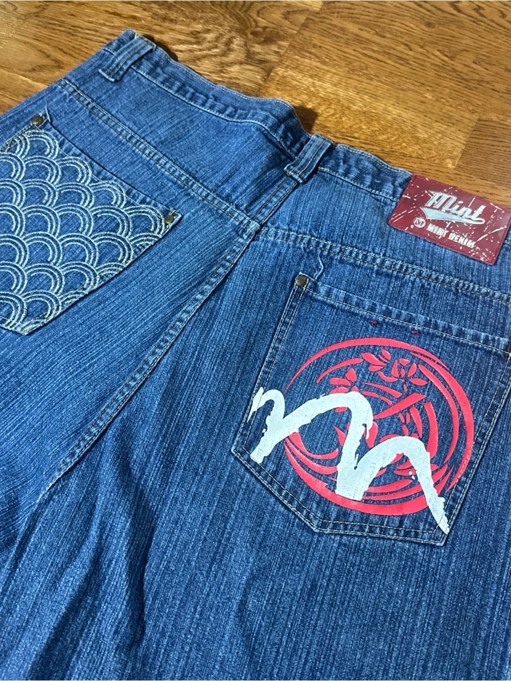 Y2K Mint Denim Jeans Men’s Jorts Shorts Embroidered size 42